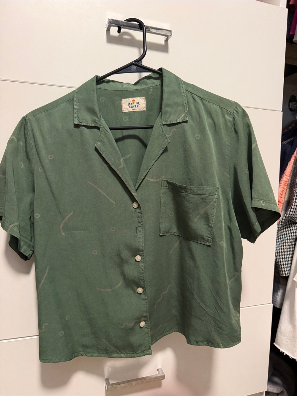 Marine Layer Short Sleeve Button-Down in Olive
